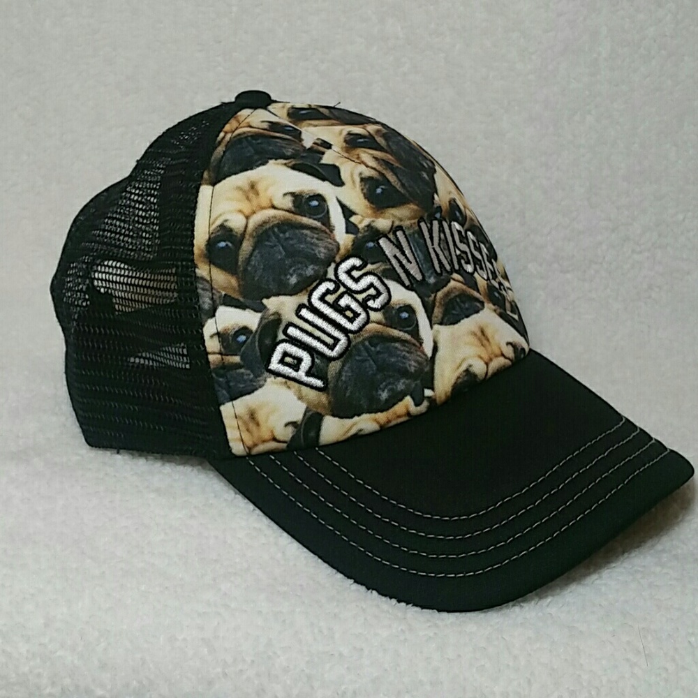 "Pugs N Kisses" Snapback Hat / Cap NWOT 🐶